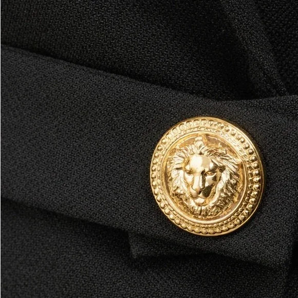 NWT Lori Tailored Single-Breasted Vest
By Wisteria / Compare to Balmain - Picture 3 of 3